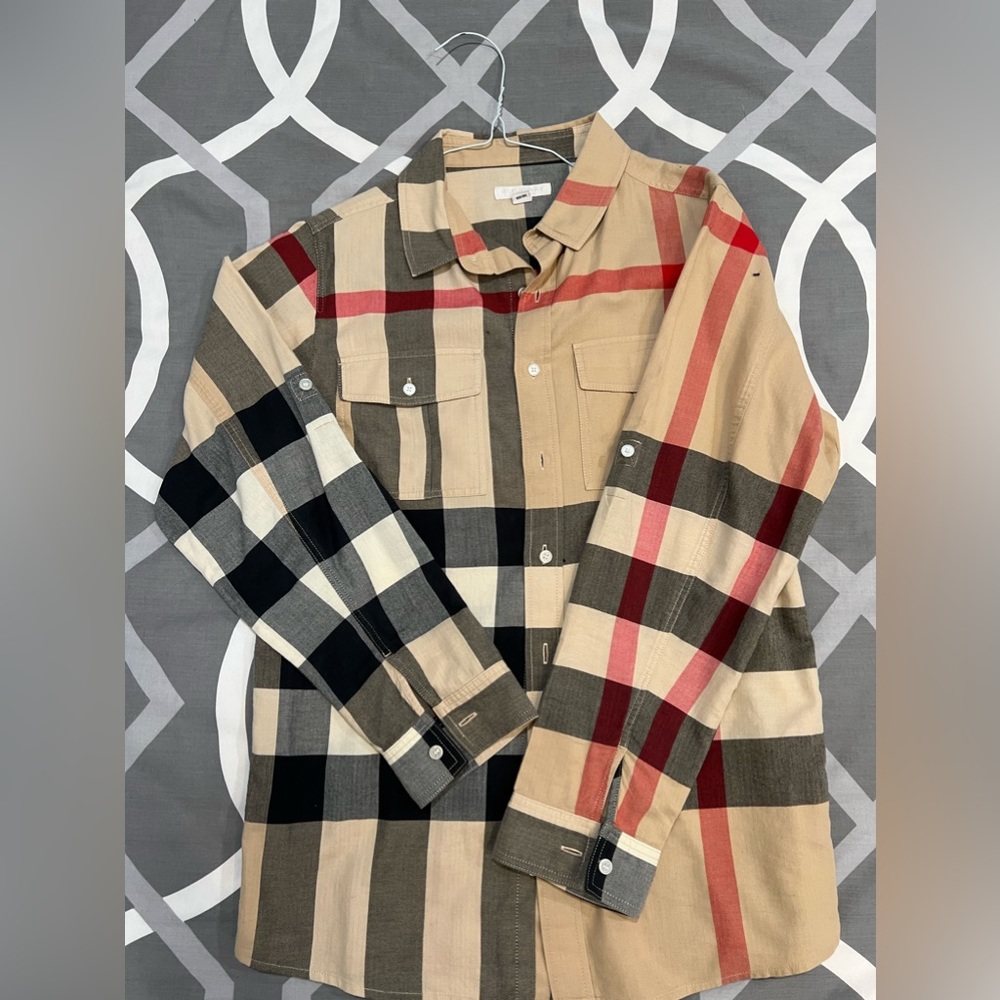 Boys Burberry Button Down Dress Shirt- Size- 14y, Color- Burberry